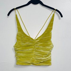 Adorable Urban Outfitters Top